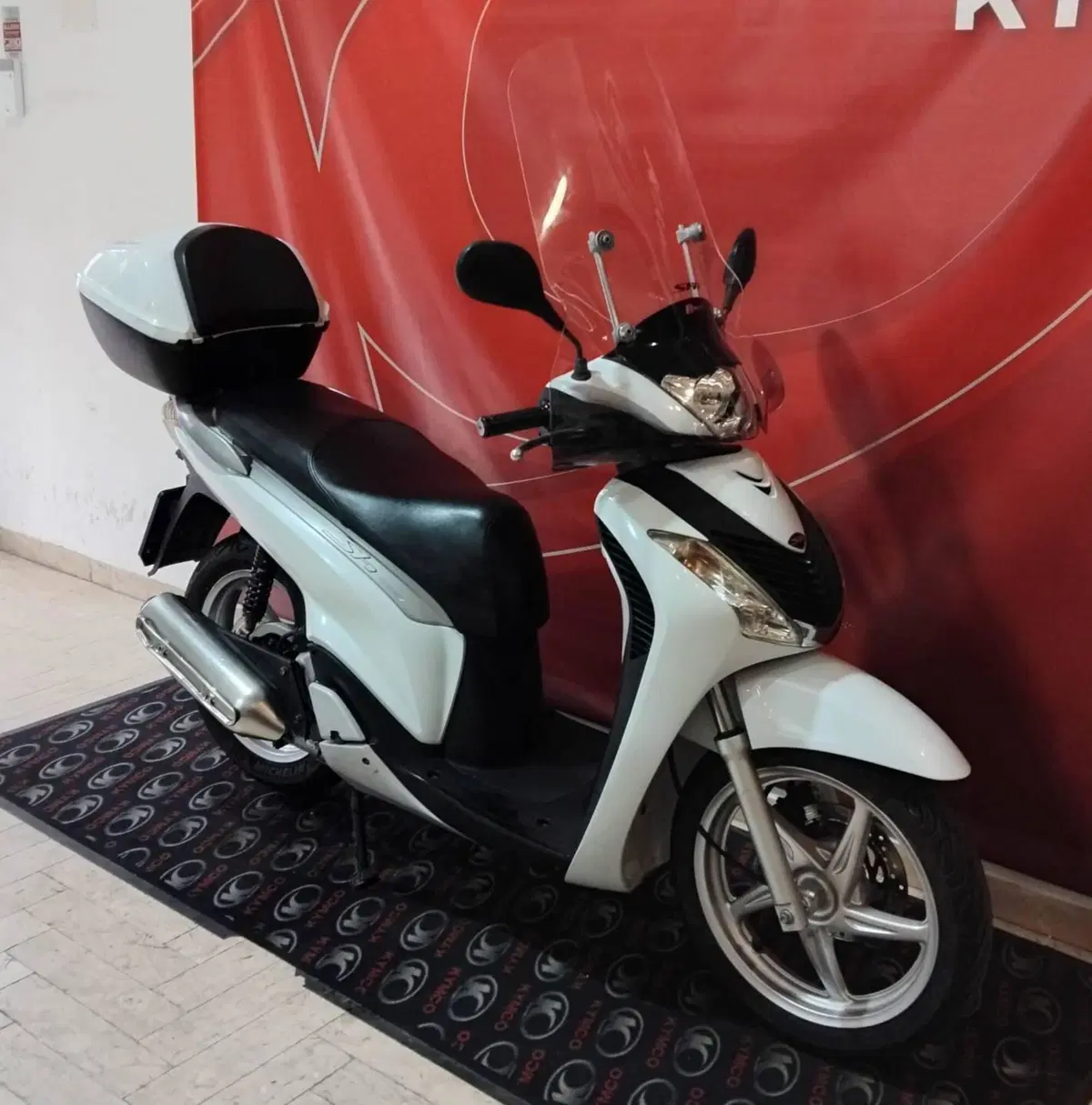 Honda SH 125 i (2009 - 12) (6)