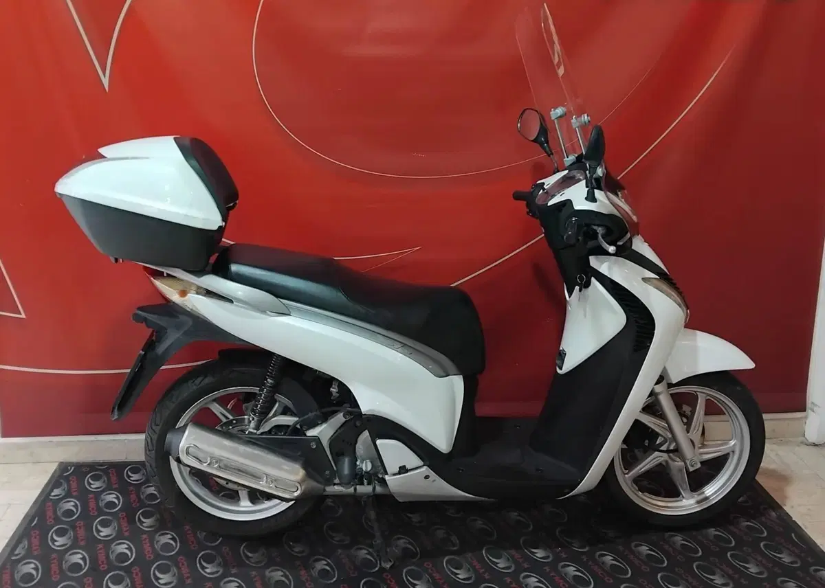 Honda SH 125 i (2009 - 12) (7)