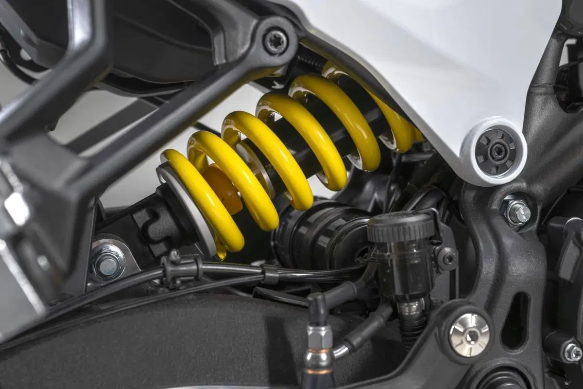 Benelli TRK 902 Xplorer (2026) (10)