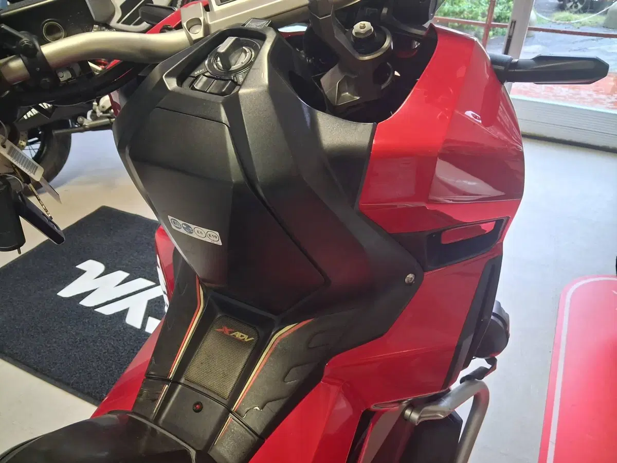 Honda X-ADV 750 (2018 - 20) (3)