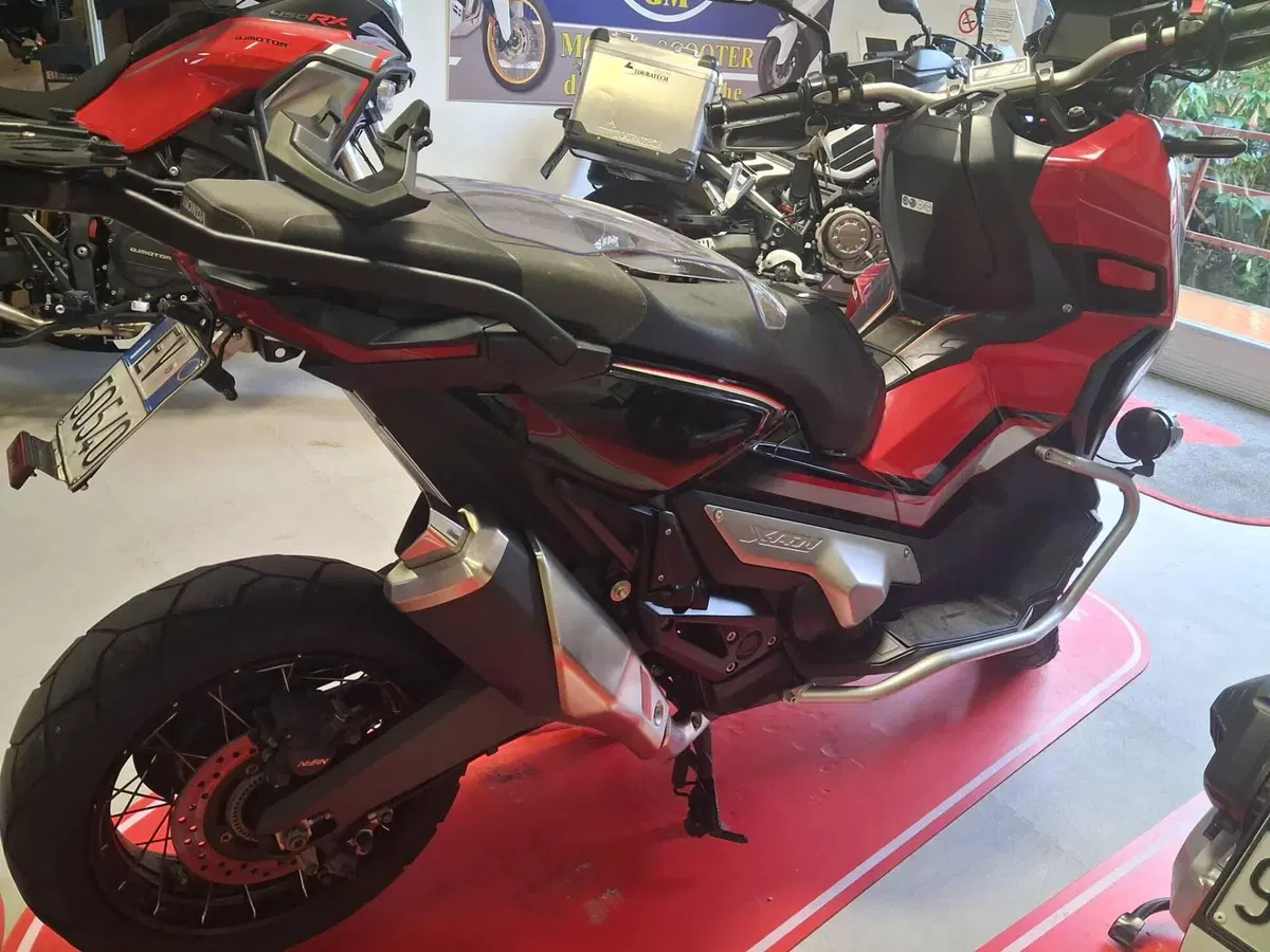 Honda X-ADV 750 (2018 - 20) (4)