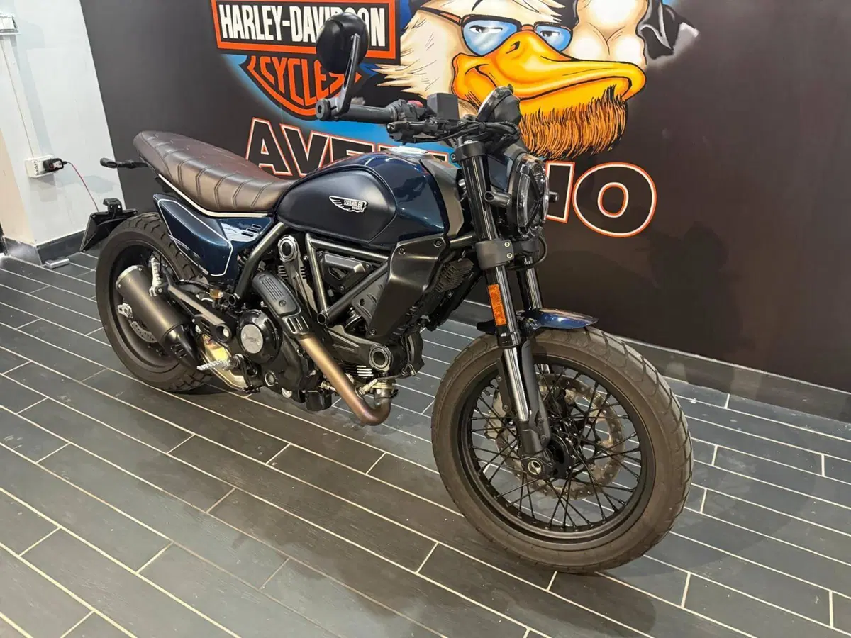 Ducati Scrambler 800 Nightshift (2025 - 26) (3)