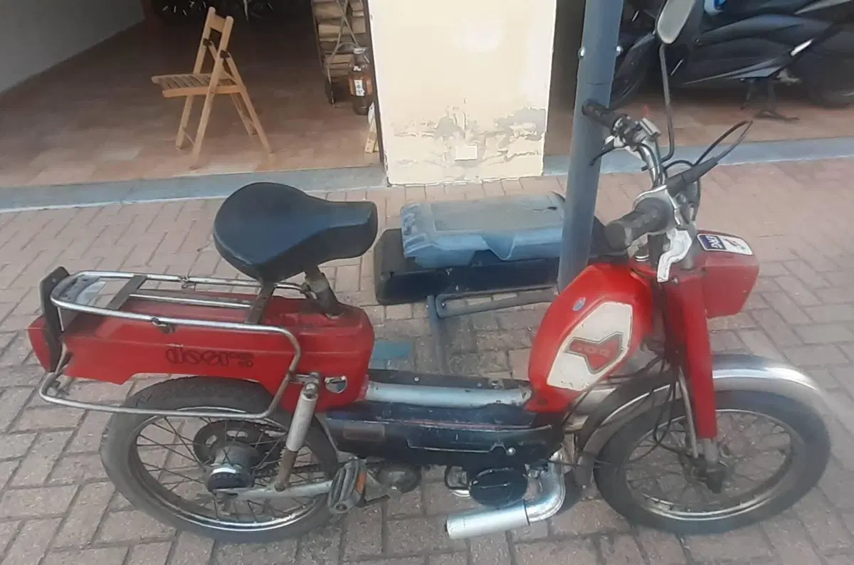 Peugeot 104 NV (2)