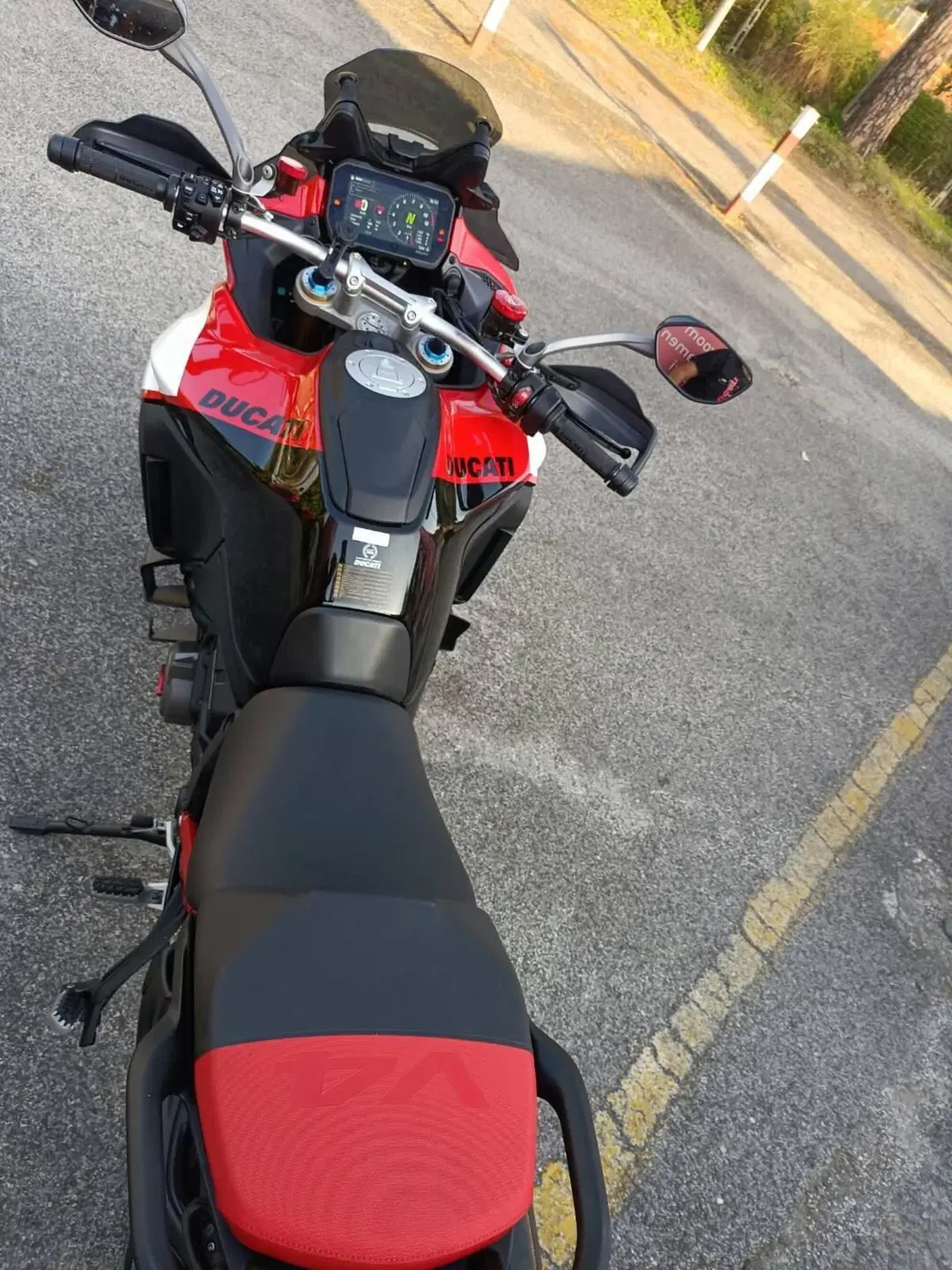 Ducati Multistrada V4 Pikes Peak (2021 - 24) (9)