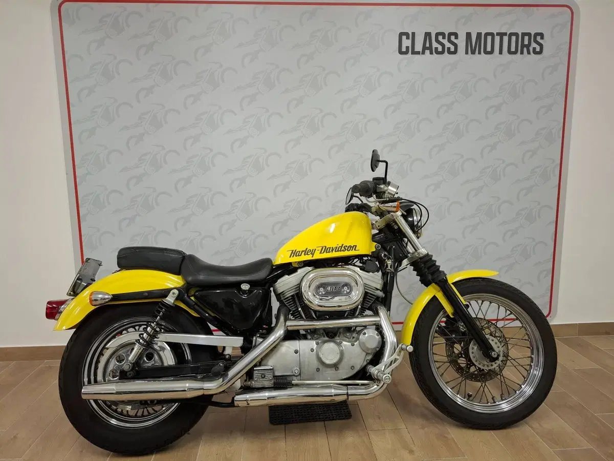 Harley-Davidson 883 Standard (1994 - 00) - XLH (2)