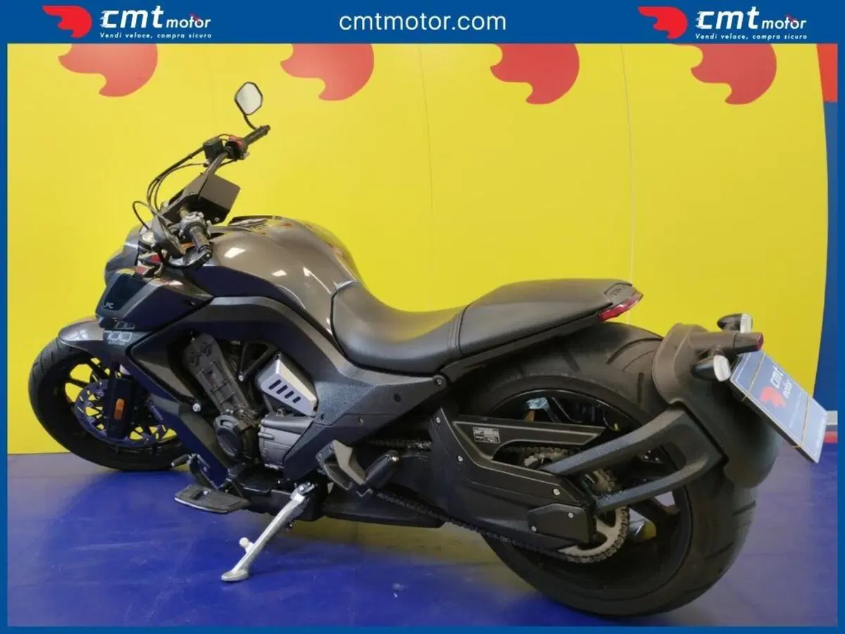 Benda Motorcycles LFC 700 (2024 - 26) (4)