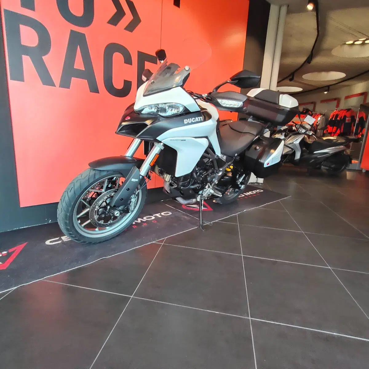 Ducati Multistrada 950 (2018) (9)