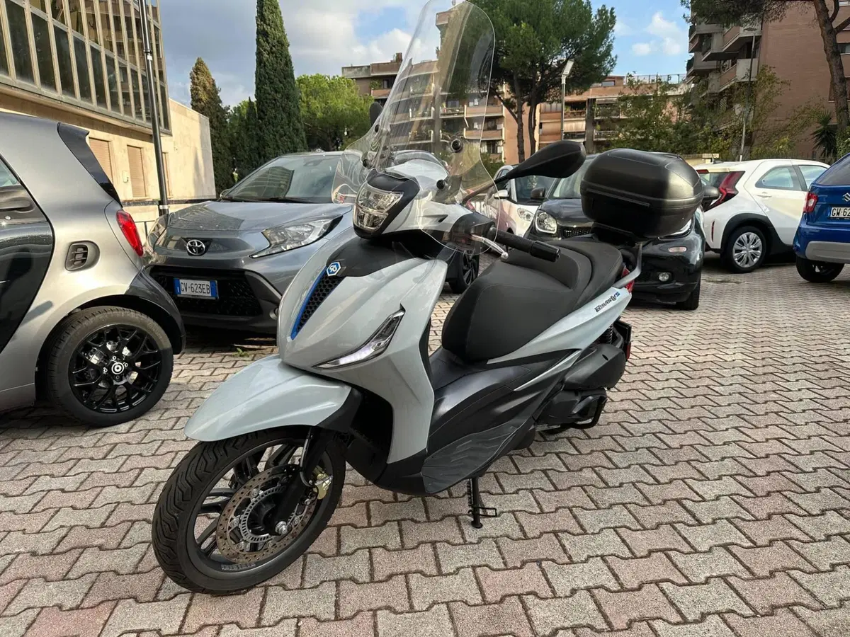 Piaggio Beverly 310 S (2025 - 26) (3)