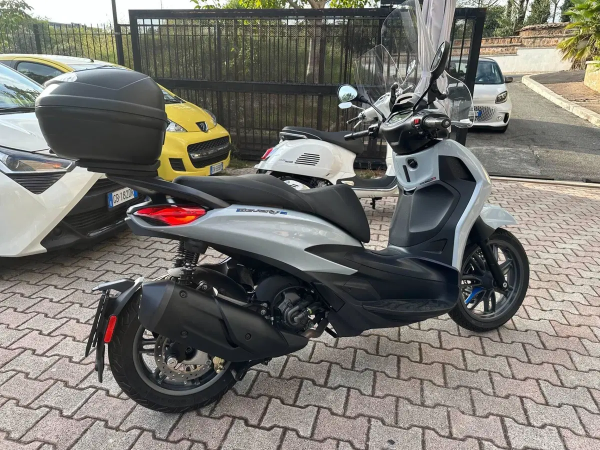 Piaggio Beverly 310 S (2025 - 26) (6)