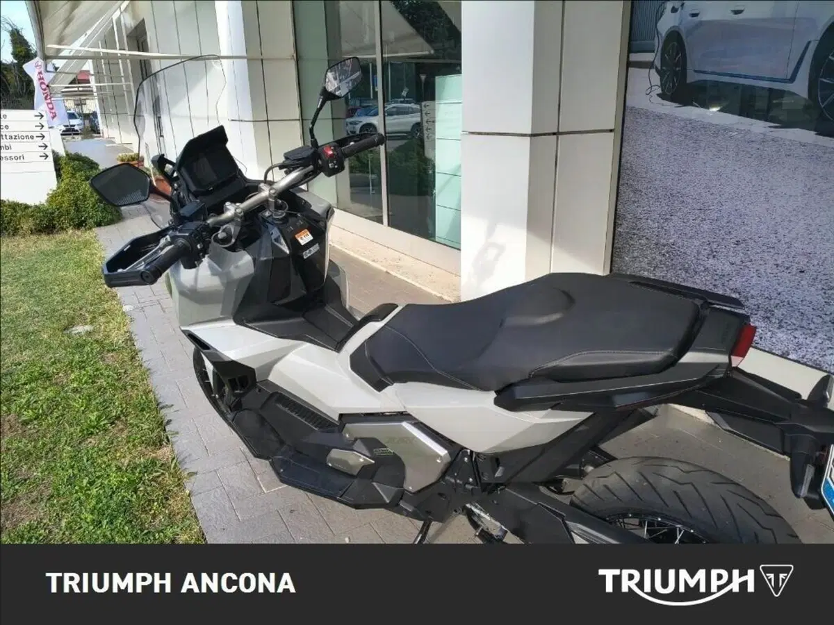 Honda X-ADV 750 DCT (2021 - 24) (5)