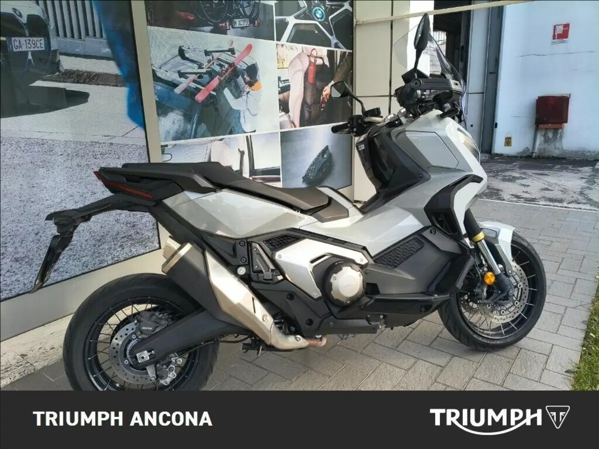 Honda X-ADV 750 DCT (2021 - 24) (7)