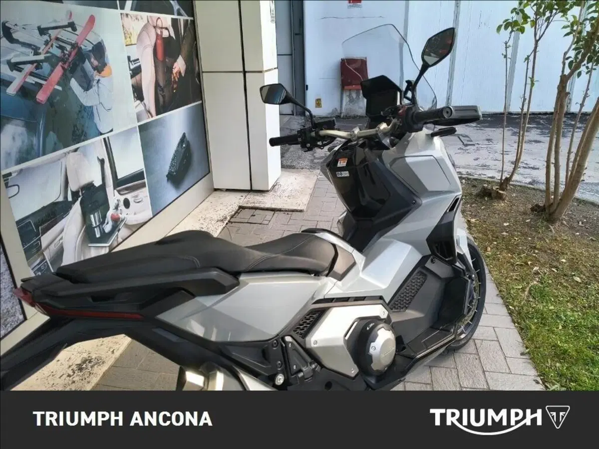 Honda X-ADV 750 DCT (2021 - 24) (8)