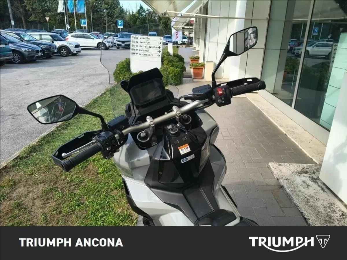 Honda X-ADV 750 DCT (2021 - 24) (6)