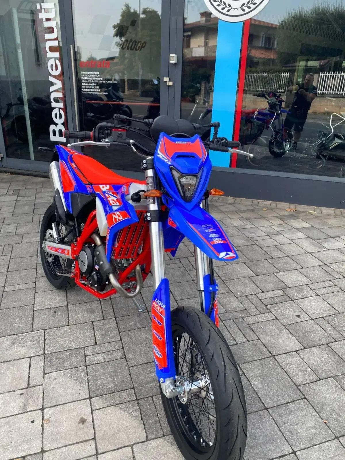 Betamotor RR 125 4T Motard R (2025 - 26) (2)