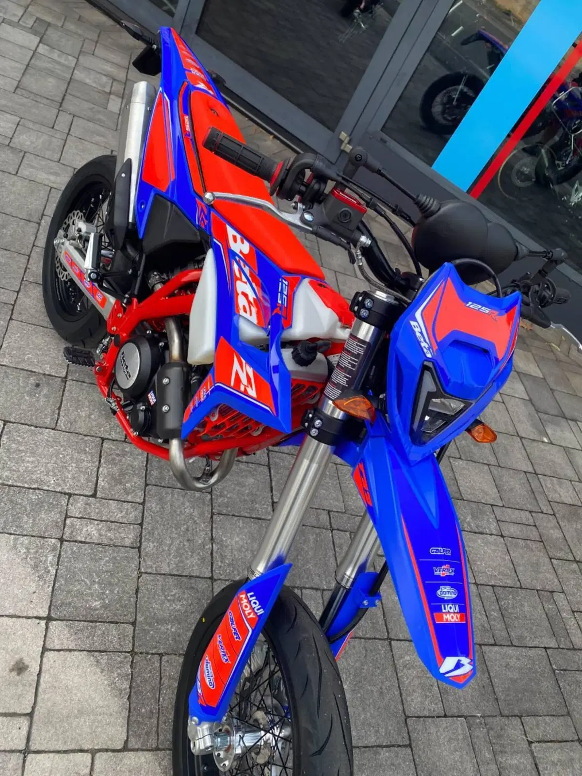 Betamotor RR 125 4T Motard R (2025 - 26) (4)