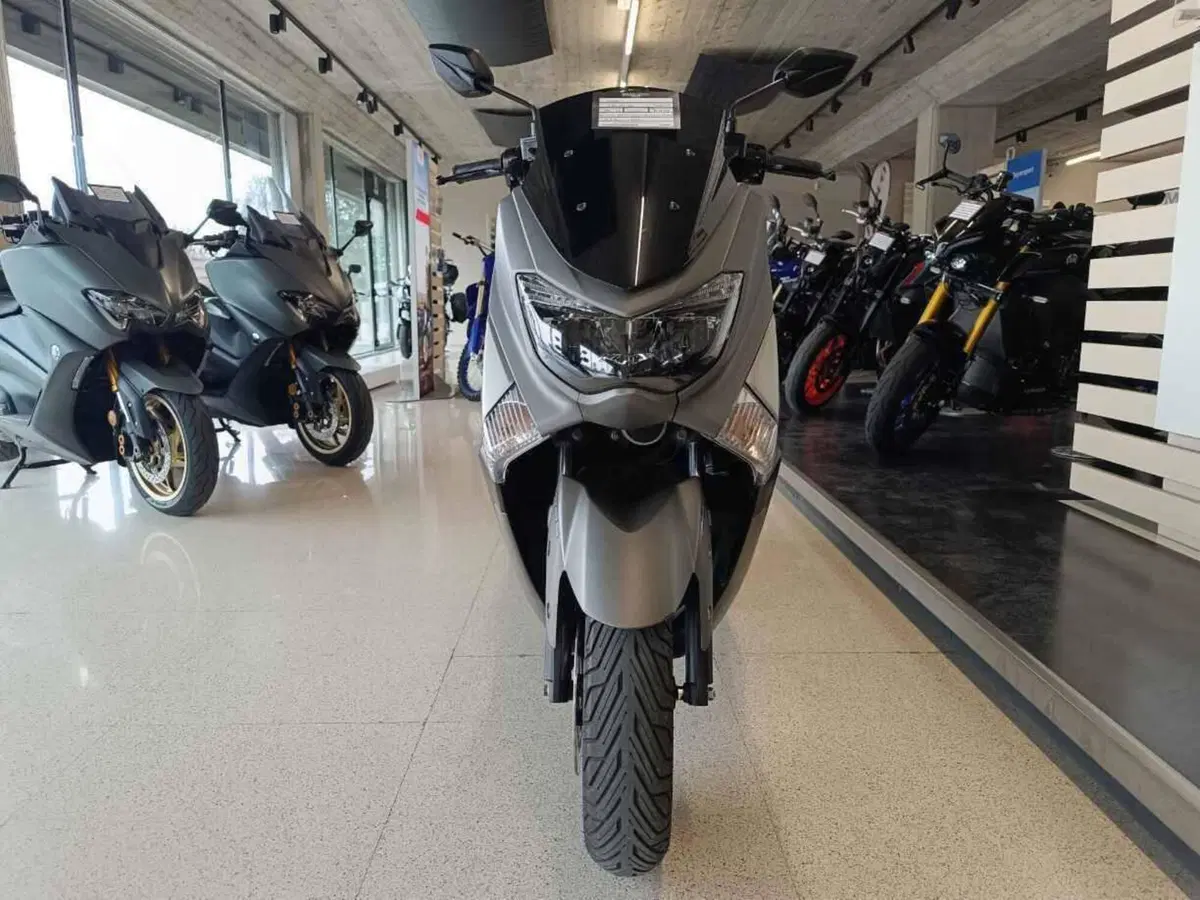 Yamaha N-Max 125 (2017 - 20) (2)
