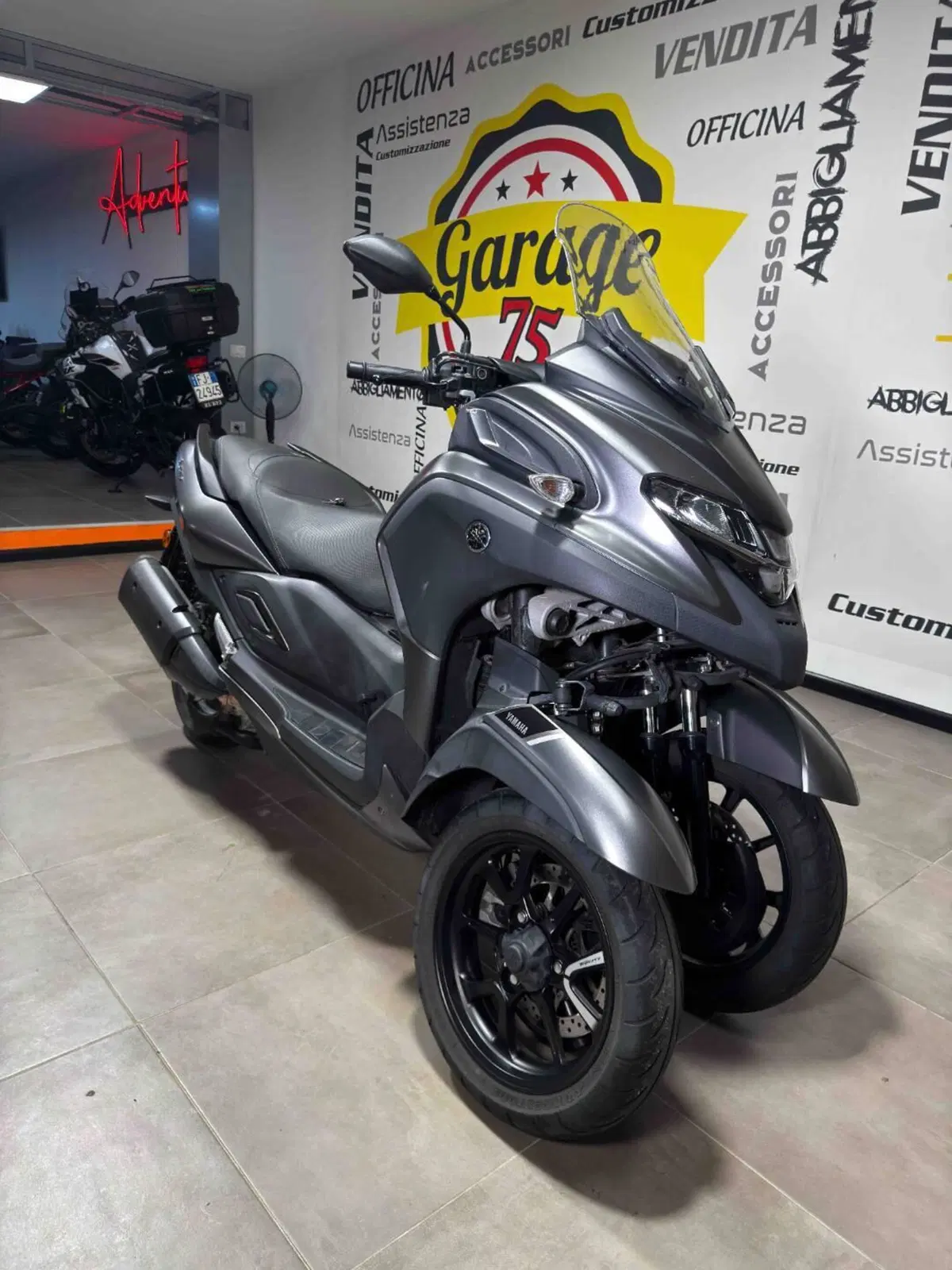 Yamaha Tricity 300 (2021 - 24) (2)