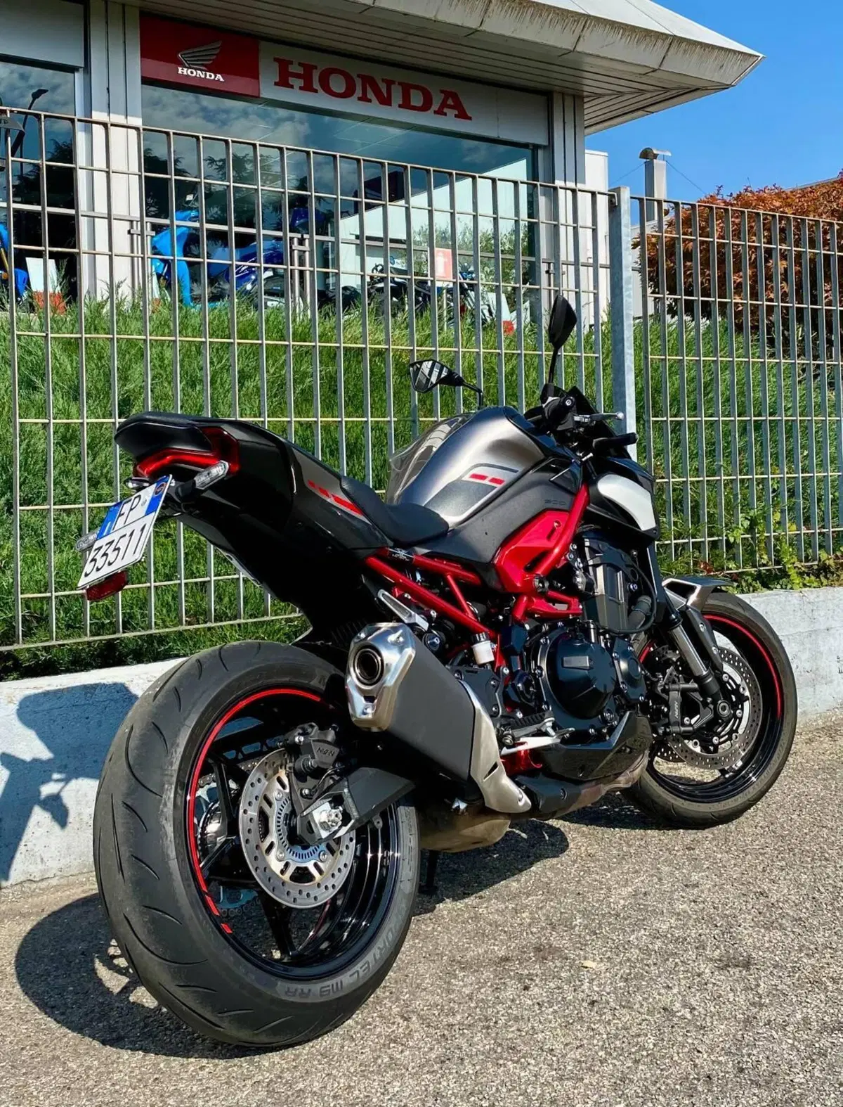 Kawasaki Z 900 A2 (2025 - 27) (4)