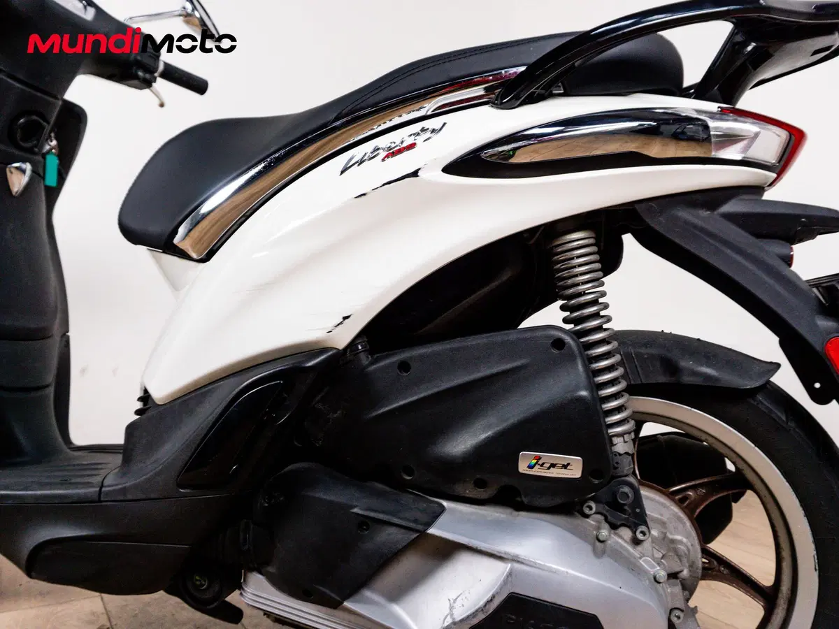 Piaggio Liberty 125 i-get ABS (2016) (10)