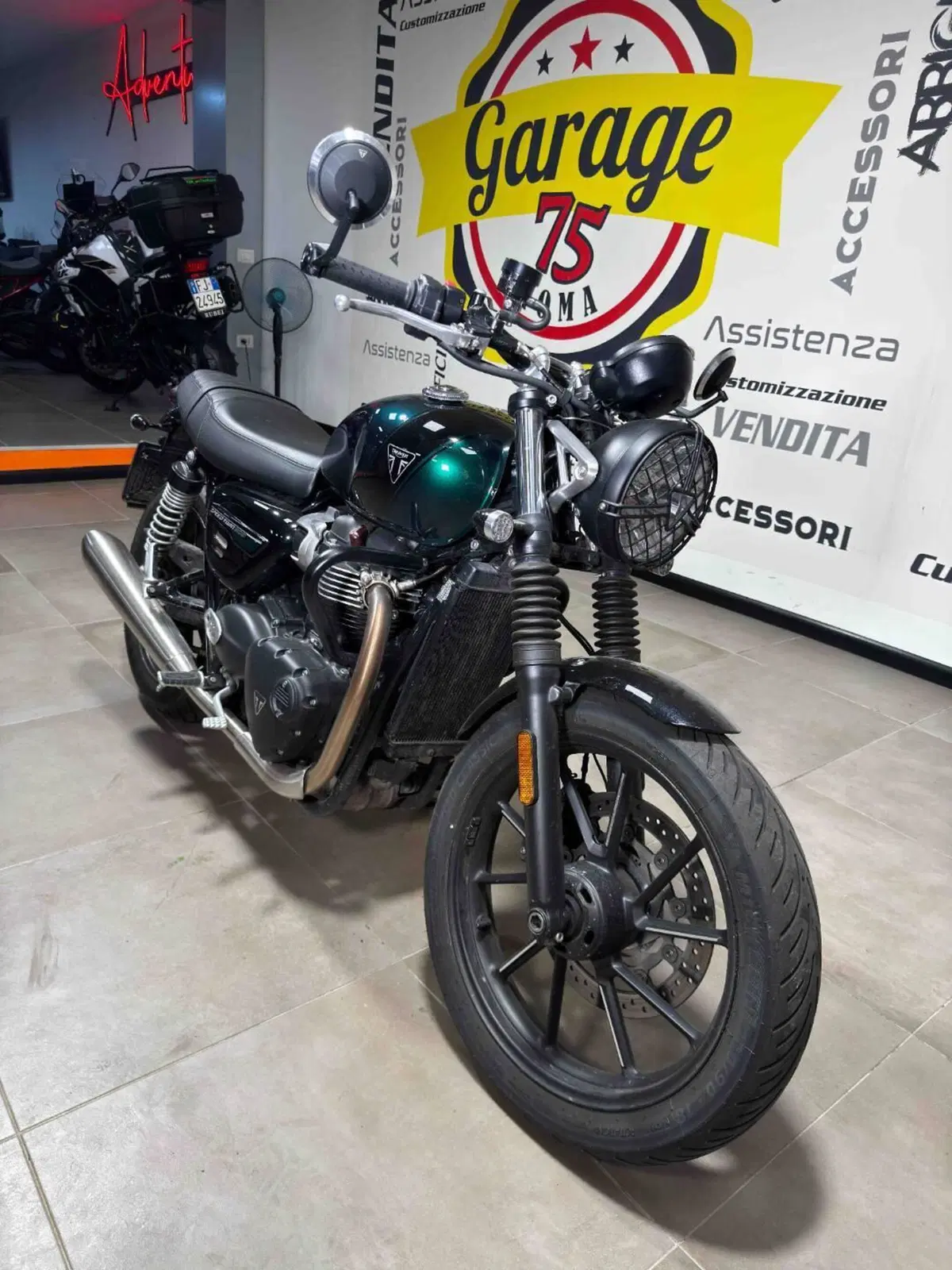 Triumph Speed Twin 900 (2023 - 24) (2)