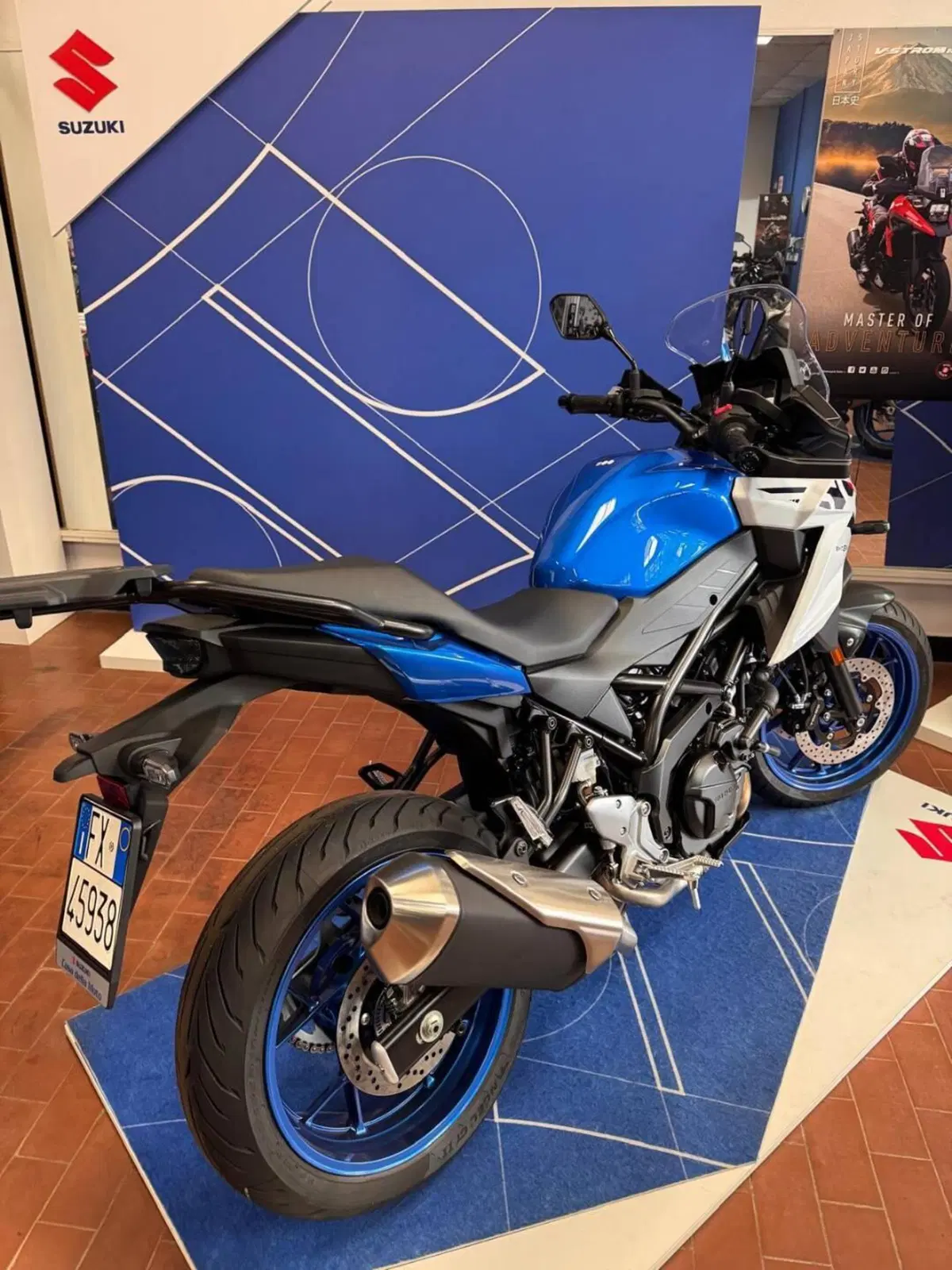 Suzuki SV-7GX (2026) (4)
