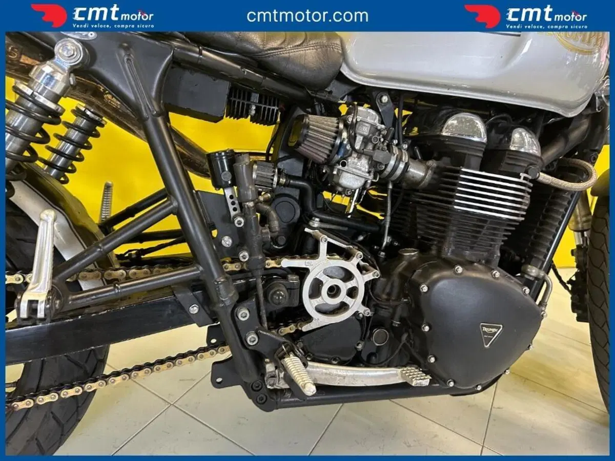 Triumph Bonneville T100 (2001 - 07) (10)