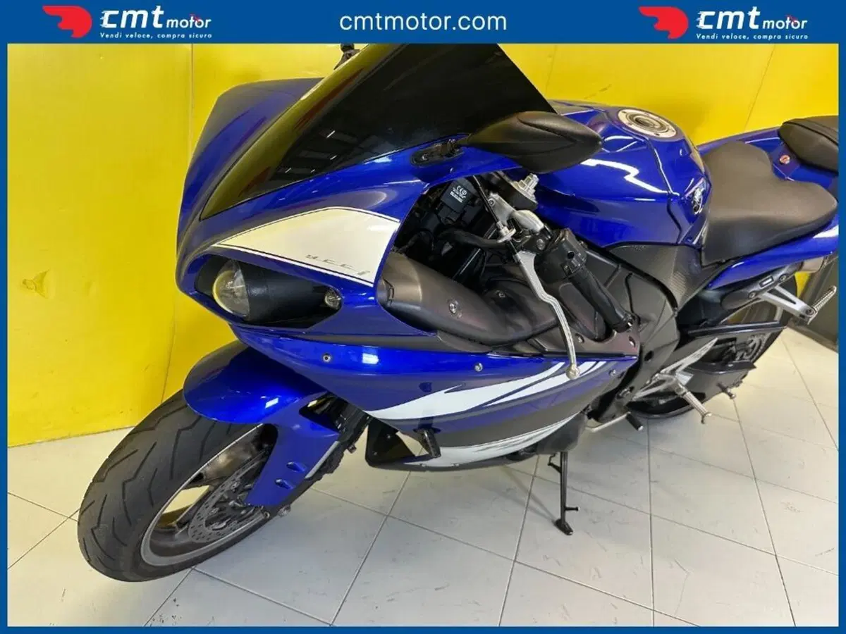Yamaha YZF R1 (2012 - 14) (6)