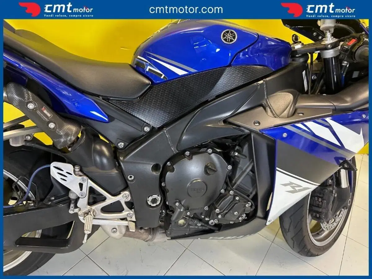Yamaha YZF R1 (2012 - 14) (9)