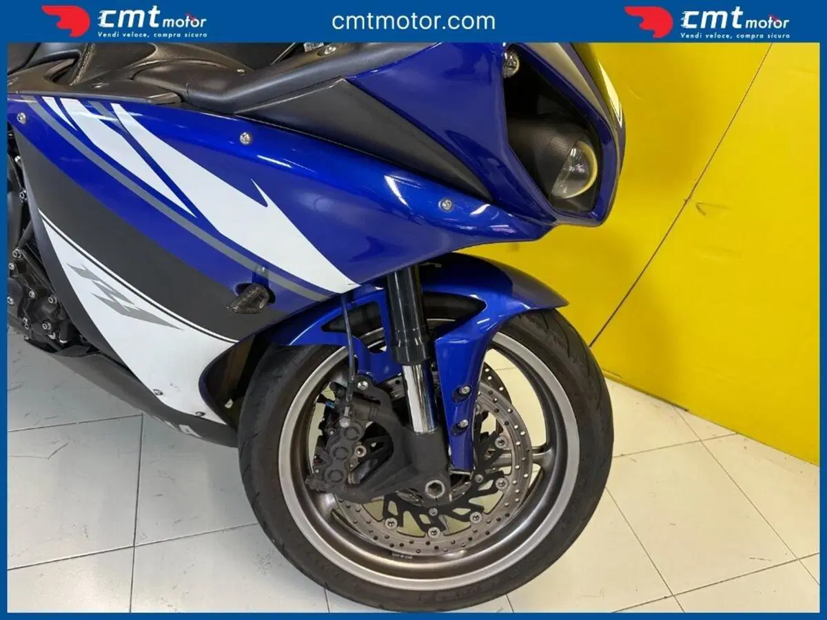 Yamaha YZF R1 (2012 - 14) (10)