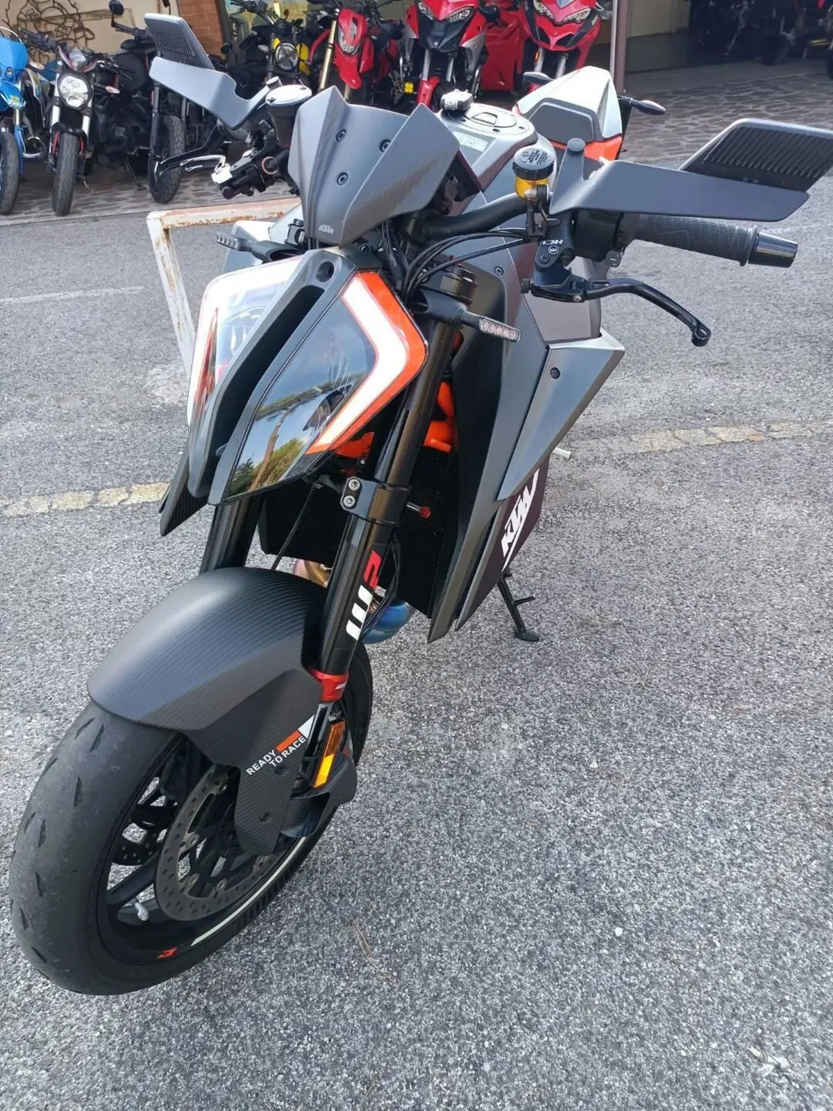 KTM 1290 Super Duke RR (2023) (8)