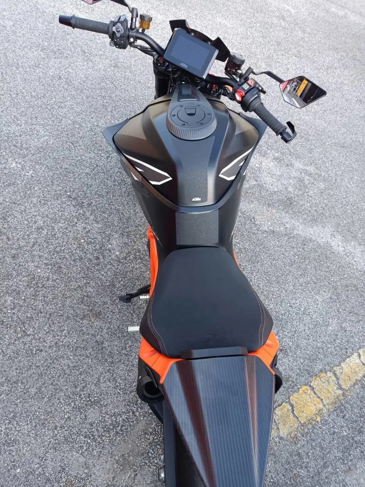KTM 1290 Super Duke RR (2023) (15)