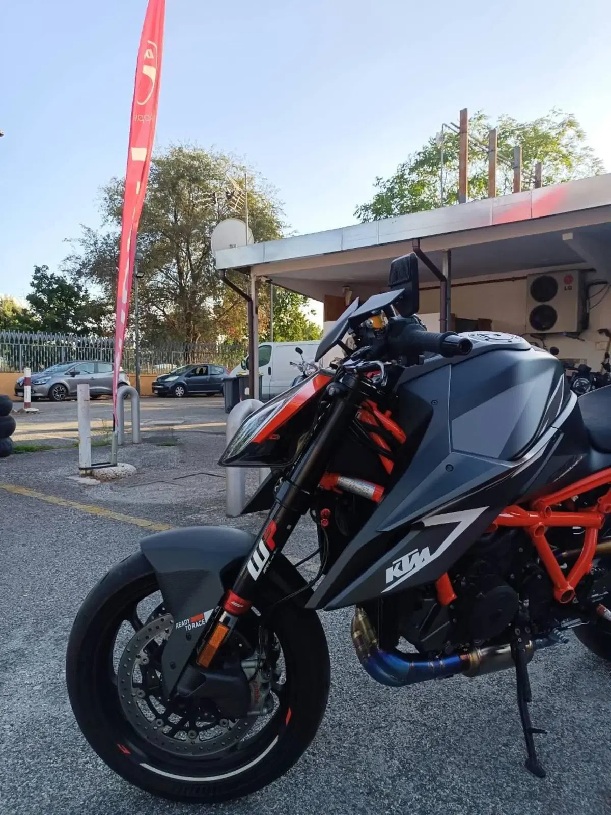 KTM 1290 Super Duke RR (2023) (9)