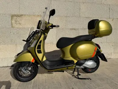 Vespa GTS 300 Super Sport Hpe (2021 - 22) usata