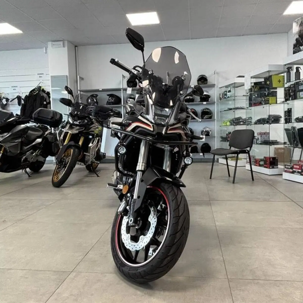Voge Valico 500DS (2021 - 24) (3)
