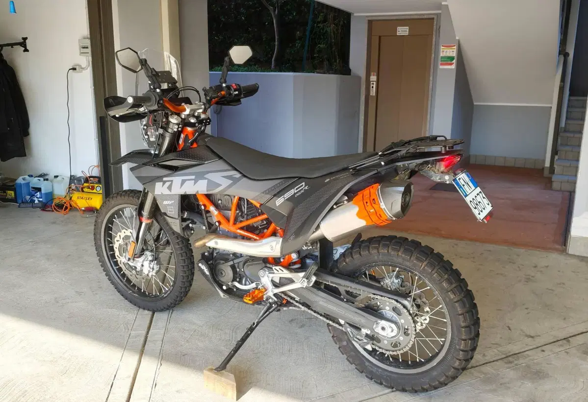 KTM 690 Enduro R (2026 - 27)