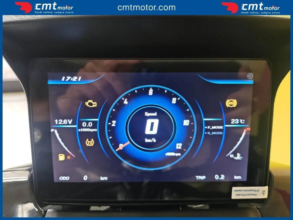 Swm Venturo 125 (2026) (4)