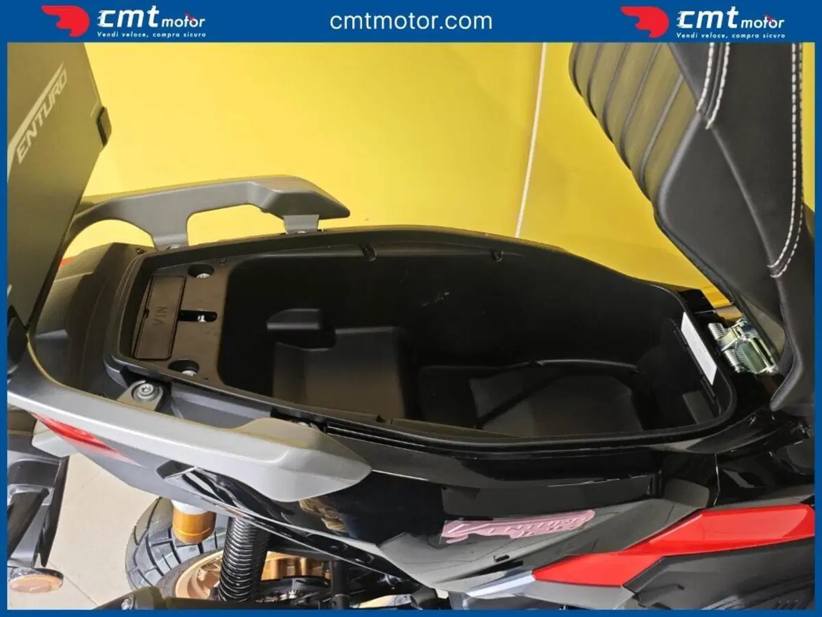 Swm Venturo 125 (2026) (9)