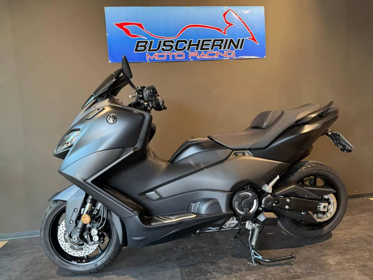 Yamaha T-Max 560 (2022 - 24)
