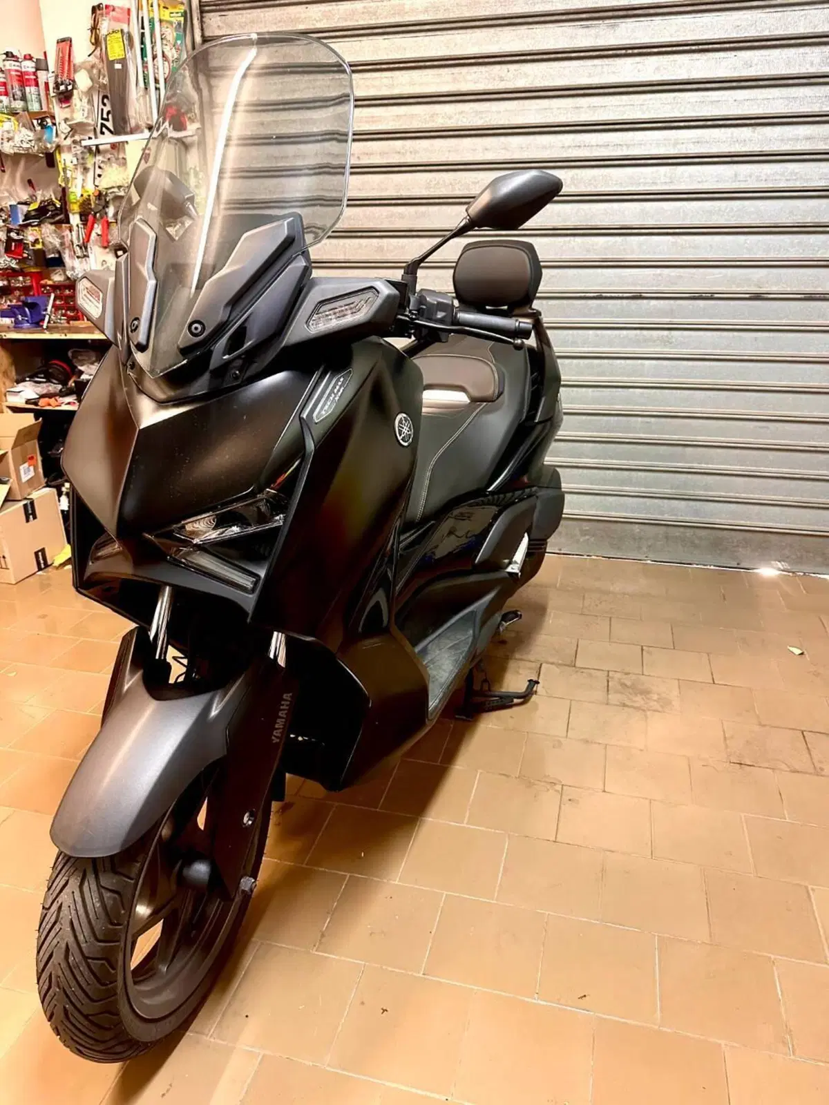 Yamaha X-Max 300 Tech Max (2021 - 24) (6)