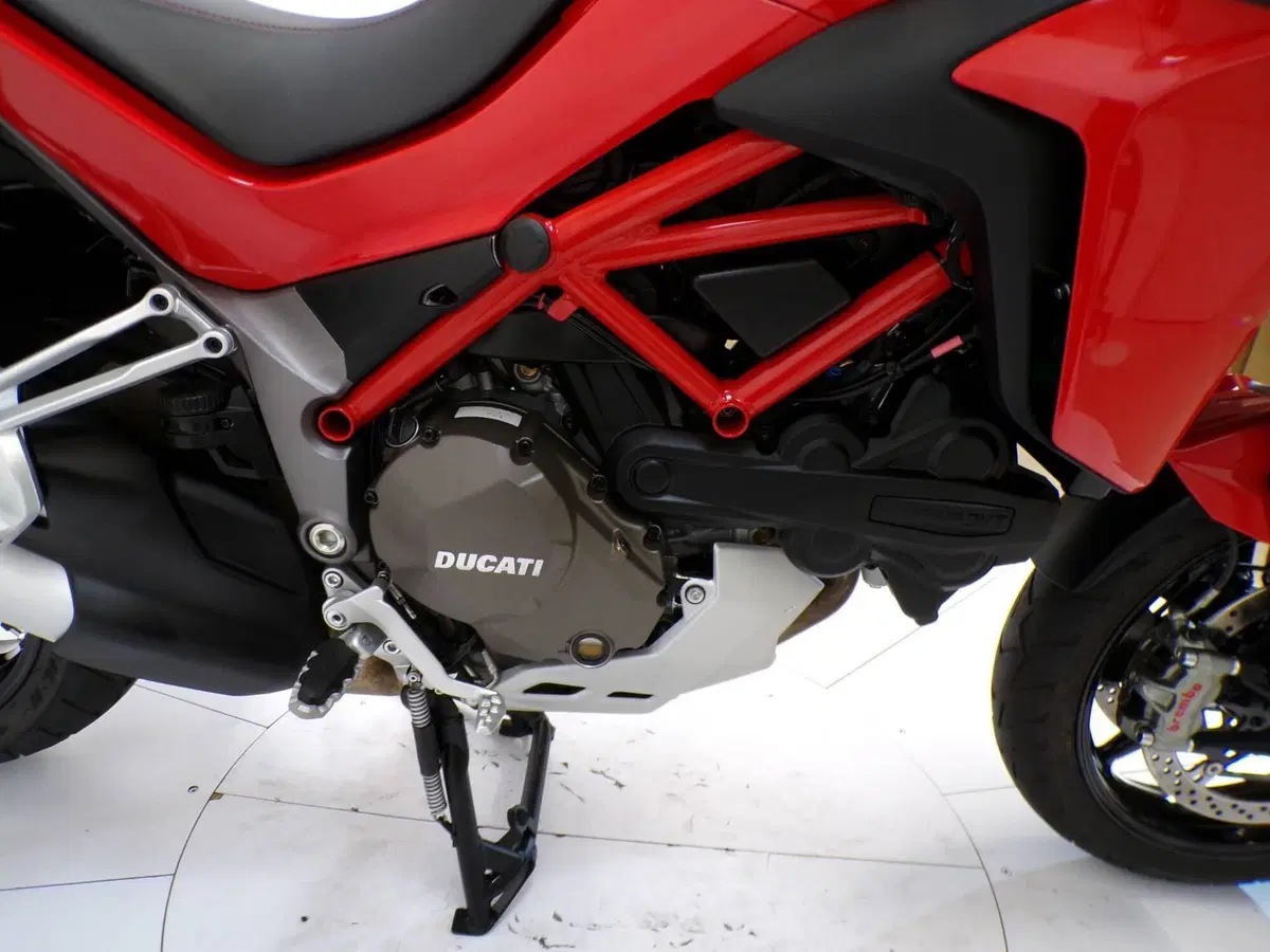 Ducati Multistrada 1200 S (2015 - 17) (8)