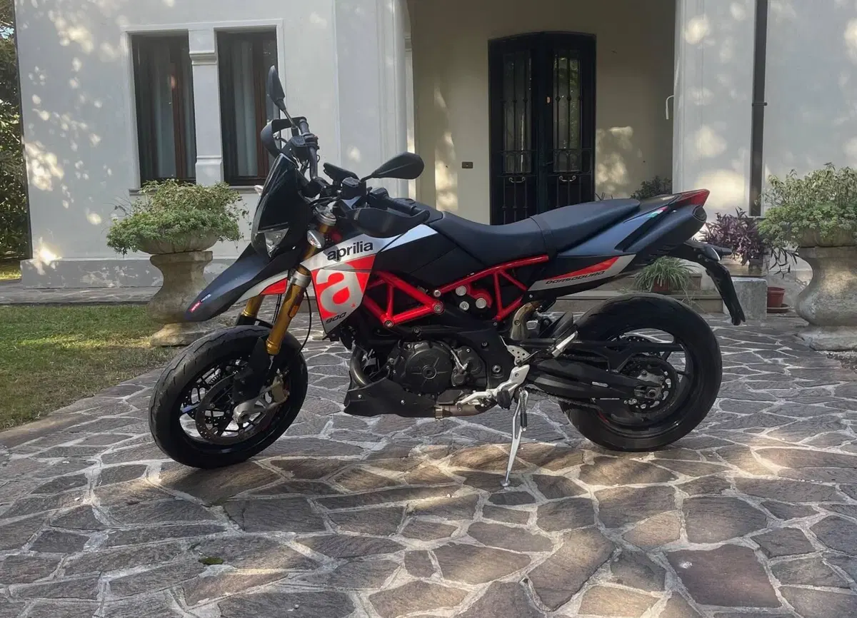 Aprilia Dorsoduro 900 (2017 - 20)