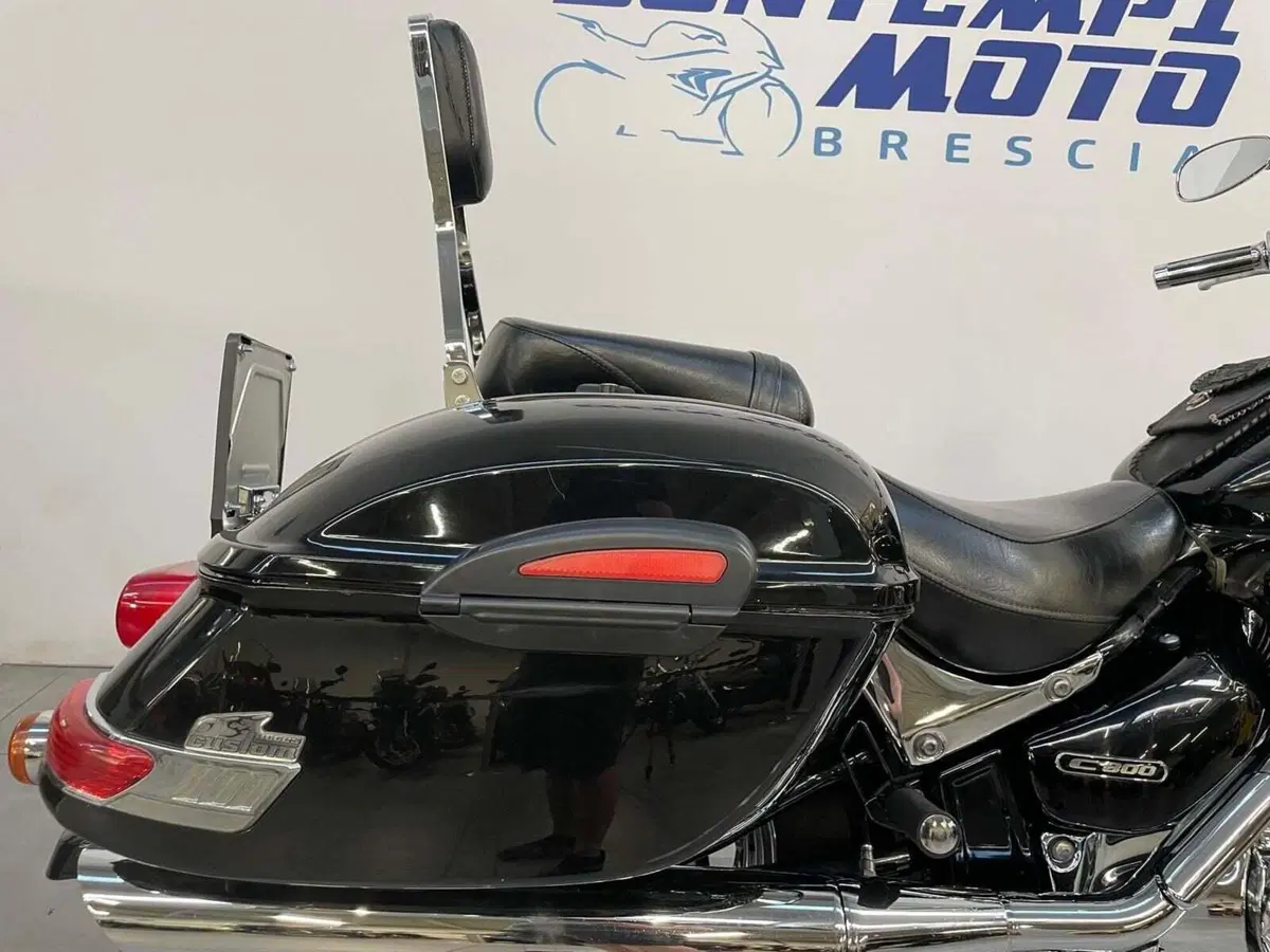 Suzuki VL 800 Intruder C (2005 - 06) (10)