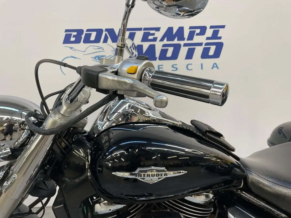 Suzuki VL 800 Intruder C (2005 - 06) (13)
