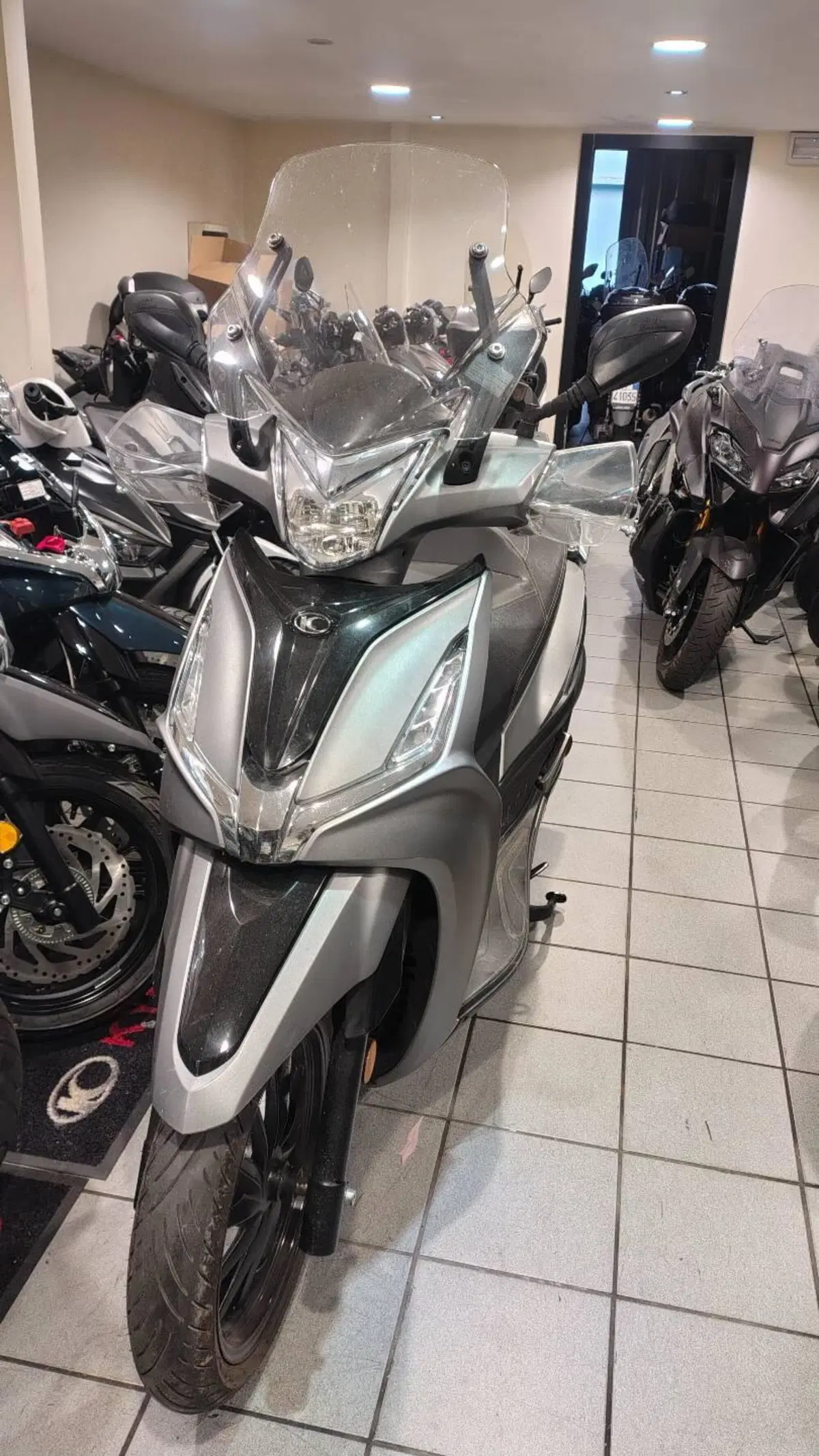 Kymco Agility 300i Noodoe (2020) (3)