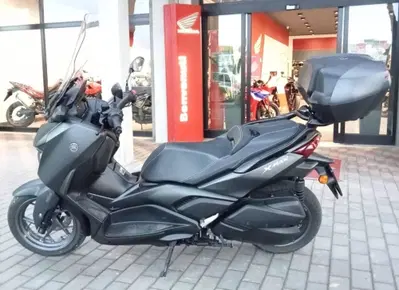 Yamaha X-Max 300 (2025 - 26) usata