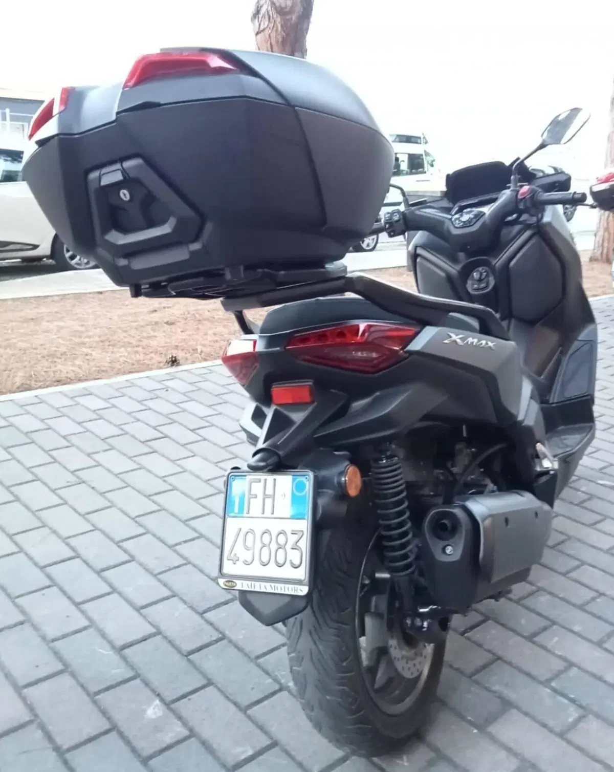 Yamaha X-Max 300 (2025 - 26) (4)