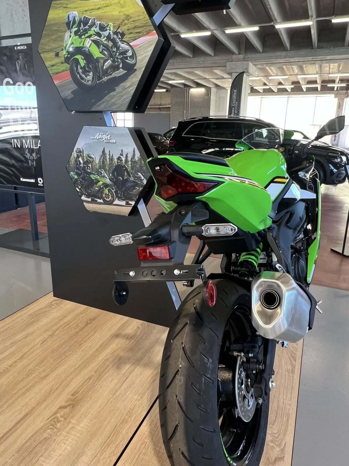 Kawasaki Ninja ZX-4RR (2024 - 27) (4)