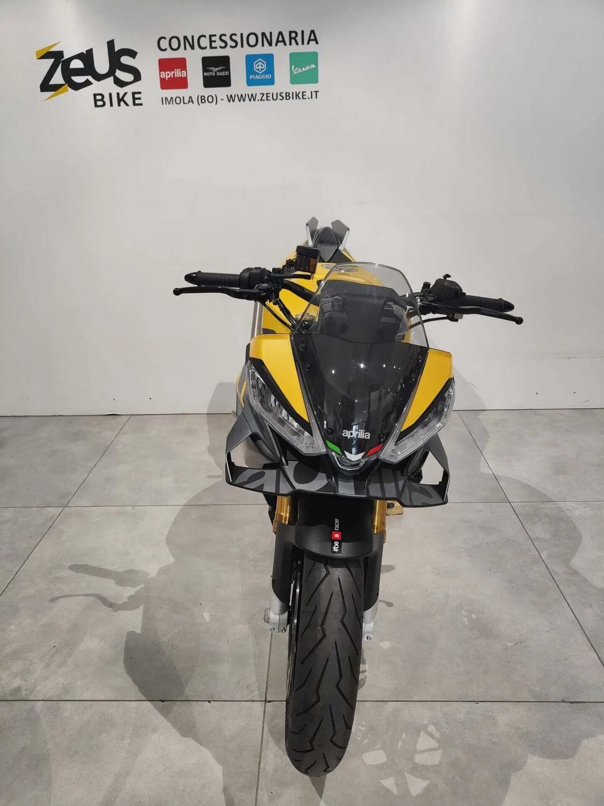 Aprilia Tuono V4 (2025 - 26) (3)