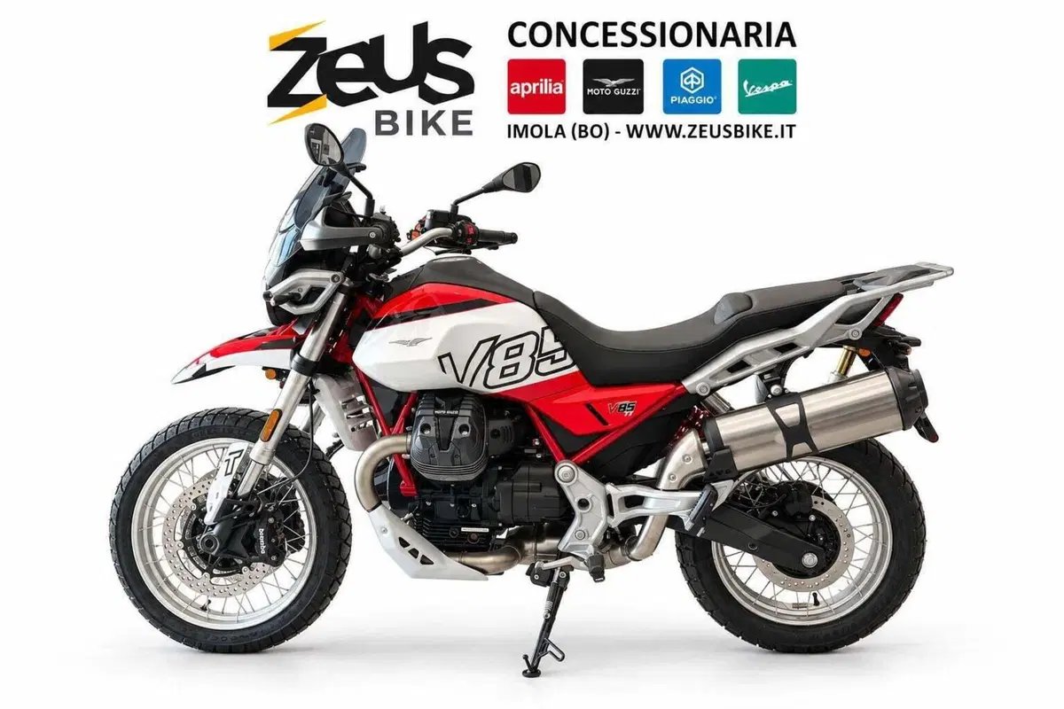 Moto Guzzi V85 TT (2024 - 26) (3)