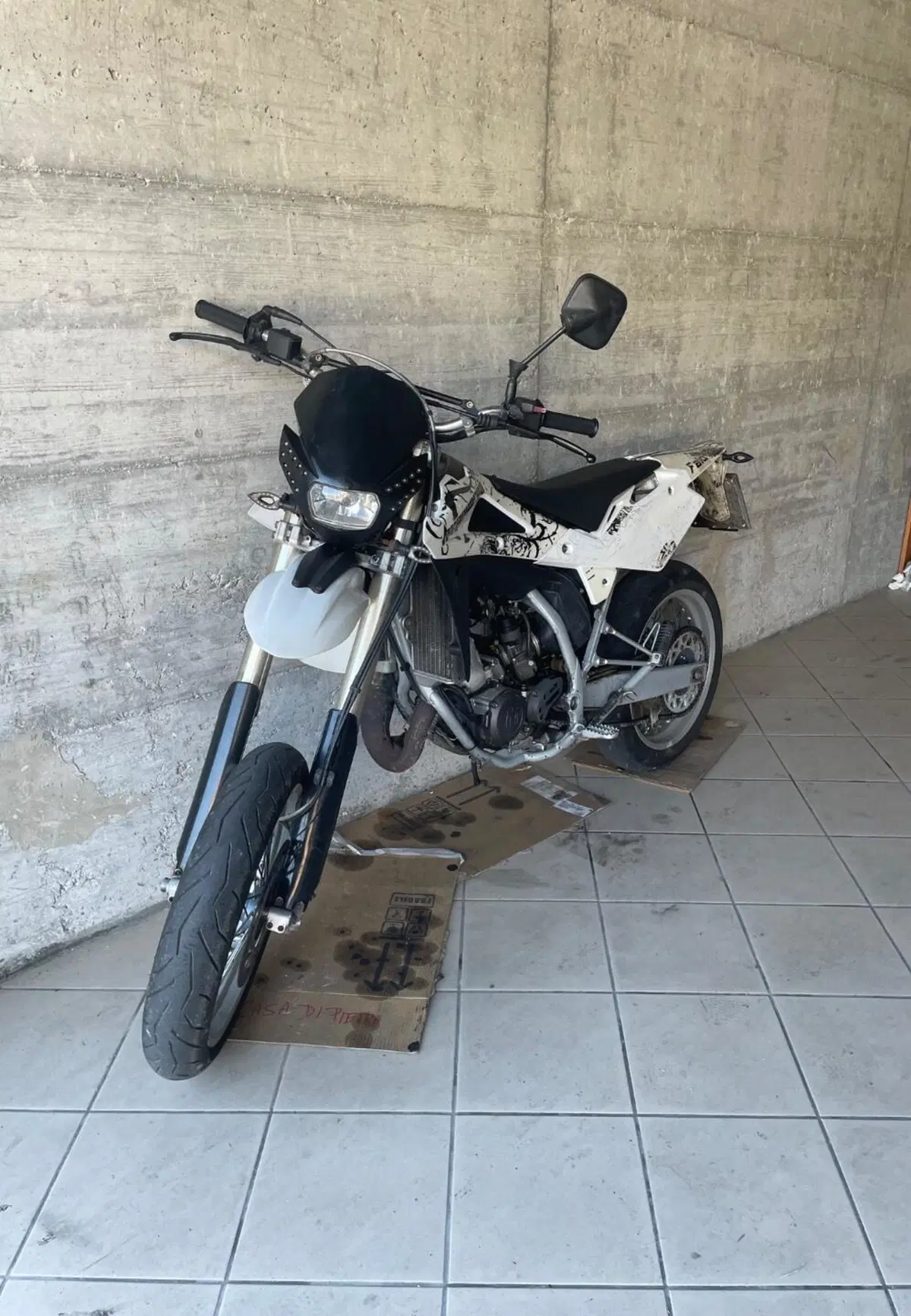 Husqvarna SM 125 (2009)